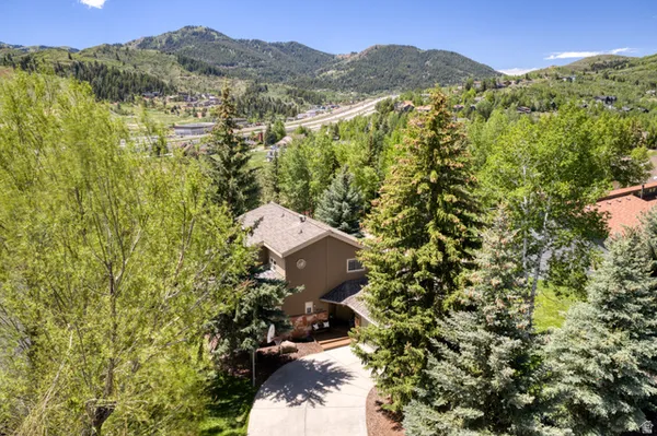 $1,995,000 | 3639 Wrangler Way, Park City, UT 84098
