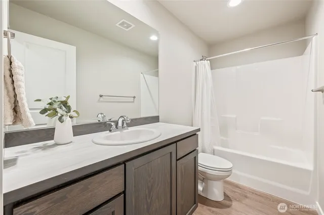 $460,000 | 2205 Southeast Marlette Road, East Wenatchee, WA 98802