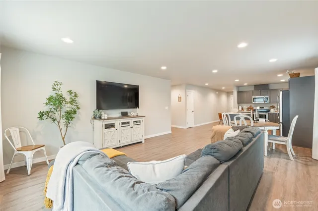 $460,000 | 2205 Southeast Marlette Road, East Wenatchee, WA 98802