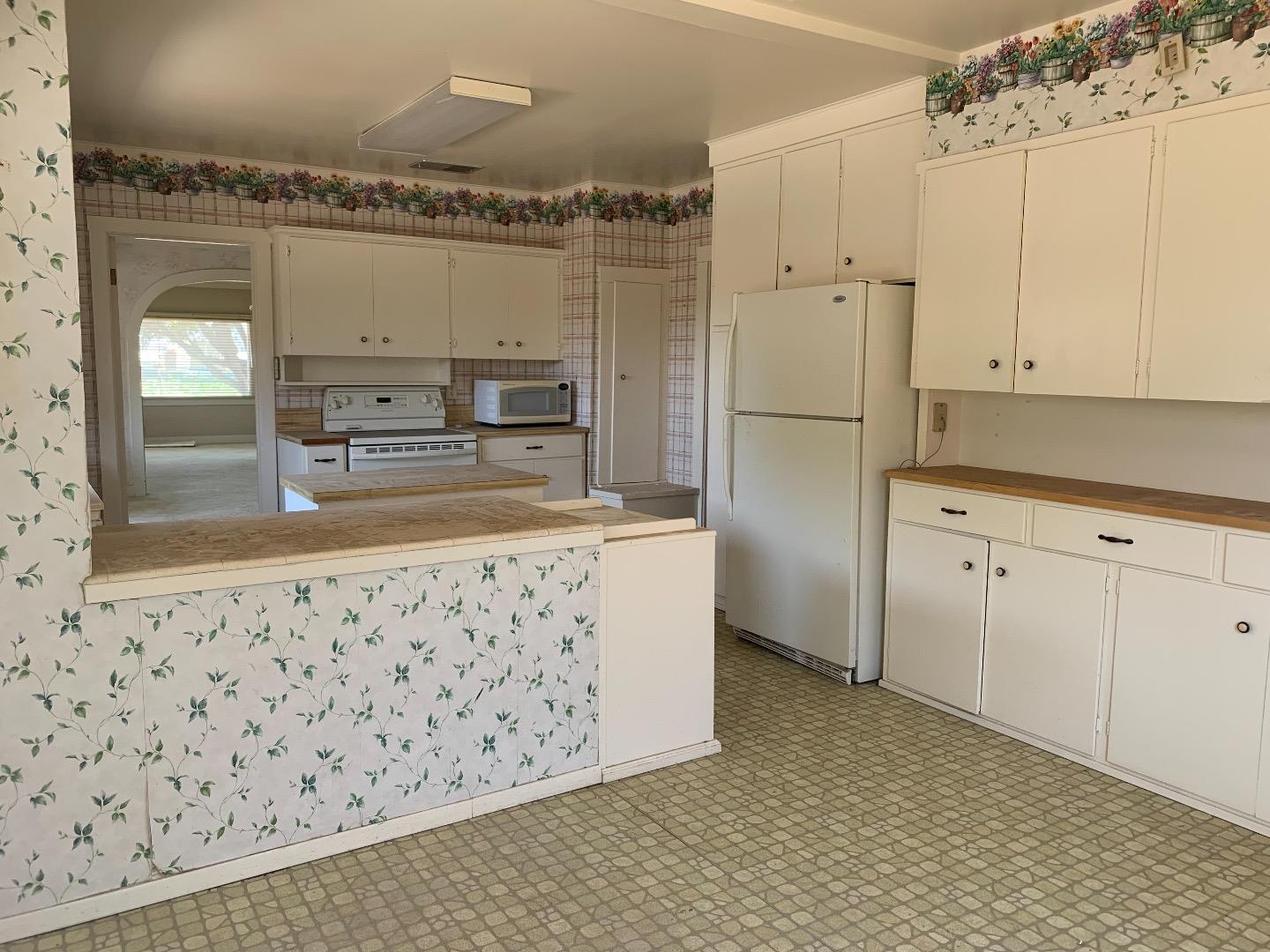 35495 Fort Romie Road Soledad, CA 93960 - Photo 3 of 9 Gallery Image 3