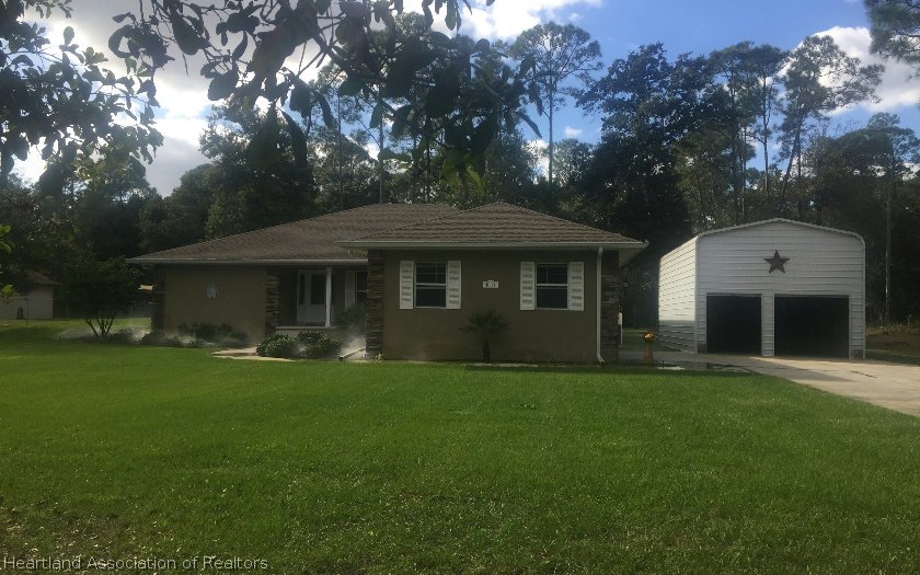 6111 Banyan Road Sebring, FL 33875 - Photo 1 of 21 Gallery Image 1