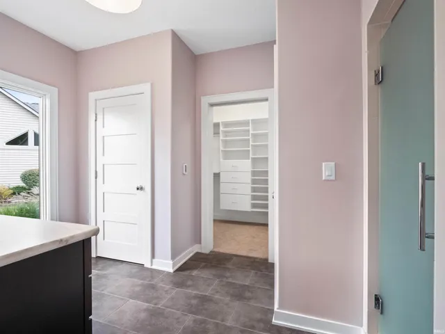 $699,900 | 335 Ephron Court, Huntertown, IN 46748