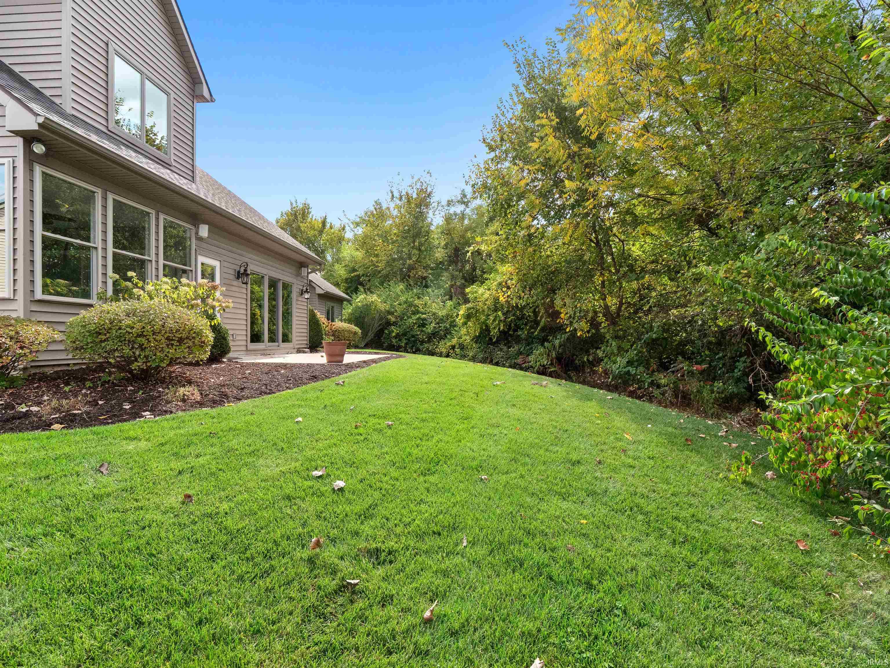 335 Ephron Court Huntertown, IN 46748 - Photo 4 of 36