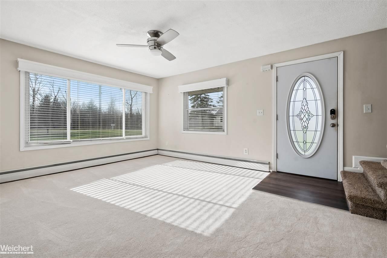58736 Ruth Jean Washington, MI 48094 - Photo 3 of 26