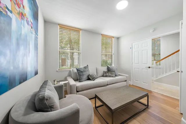 $6,200 | 696 Fern Street, West Palm Beach, FL 33401