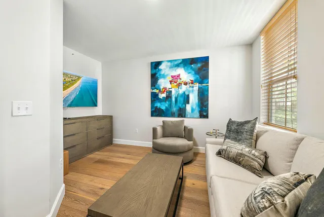 $6,200 | 696 Fern Street, West Palm Beach, FL 33401