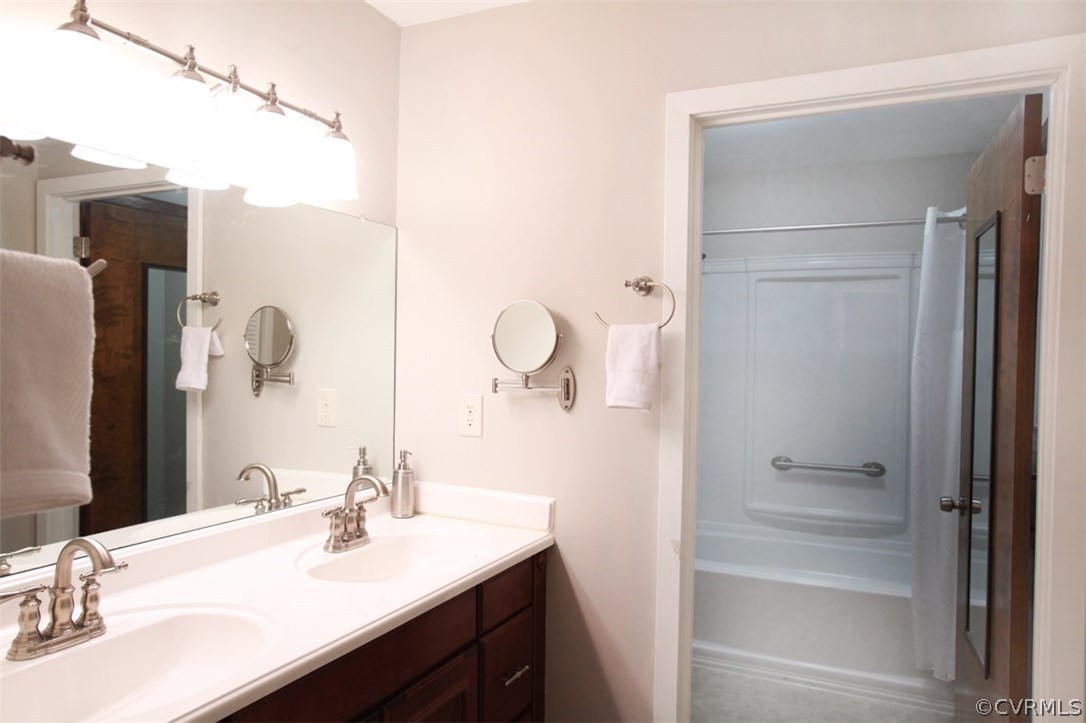 621 Greencastle Road North Chesterfield, VA 23236 - Photo 9 of 14 Master bath with updated fixtures and raised vanit