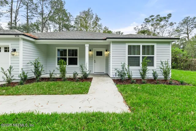 $379,900 | 2535 Sunflower Avenue, Middleburg, FL 32068