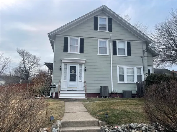 $1,900 | 2 Brook Street, Unit 2, Smithfield, RI 02917