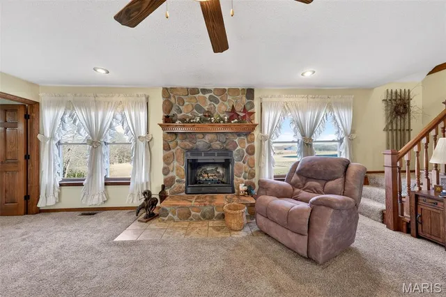 $414,999 | 27057 Pike 434, Middletown, MO 63359