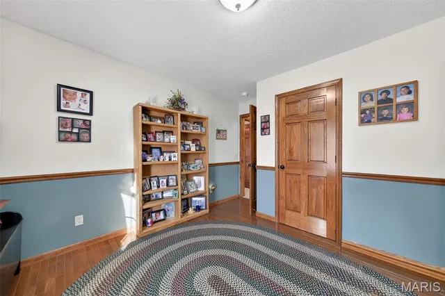 $414,999 | 27057 Pike 434, Middletown, MO 63359