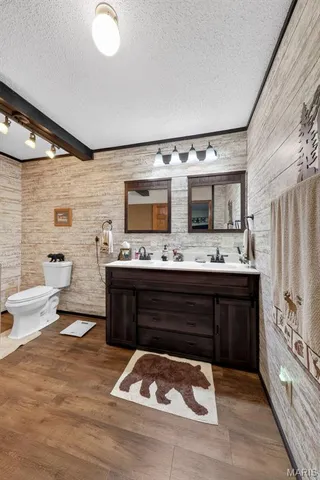 $414,999 | 27057 Pike 434, Middletown, MO 63359