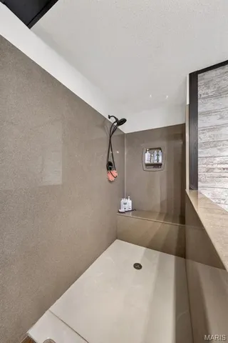 $414,999 | 27057 Pike 434, Middletown, MO 63359