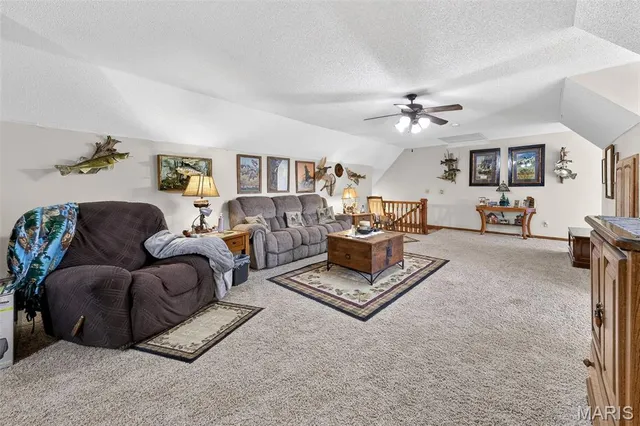 $414,999 | 27057 Pike 434, Middletown, MO 63359