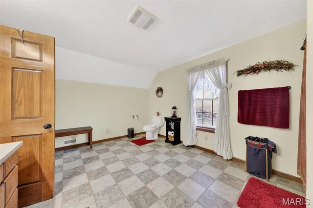 $414,999 | 27057 Pike 434, Middletown, MO 63359