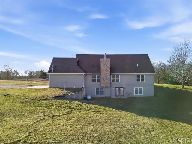 $414,999 | 27057 Pike 434, Middletown, MO 63359
