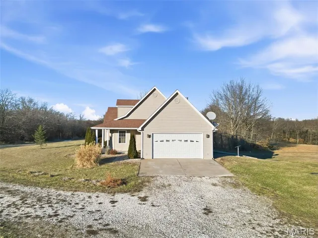 $414,999 | 27057 Pike 434, Middletown, MO 63359