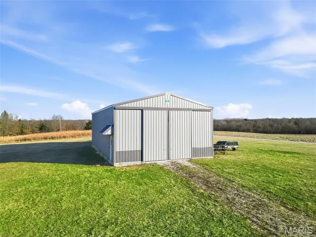 $414,999 | 27057 Pike 434, Middletown, MO 63359