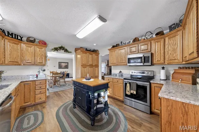 $414,999 | 27057 Pike 434, Middletown, MO 63359