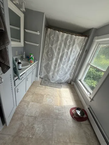 $3,500 | 29 Hall Place, Exeter, NH 03833