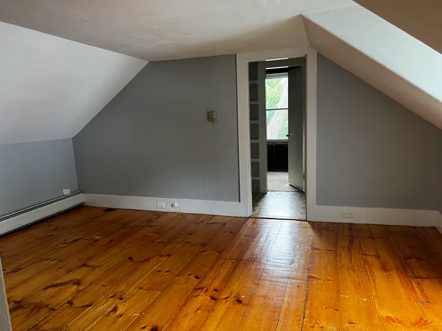 $3,500 | 29 Hall Place, Exeter, NH 03833