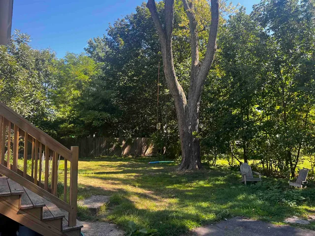 $3,500 | 29 Hall Place, Exeter, NH 03833