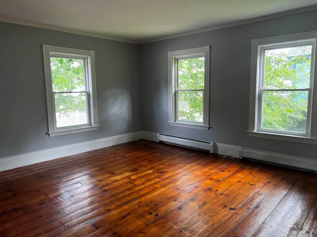 $3,500 | 29 Hall Place, Exeter, NH 03833