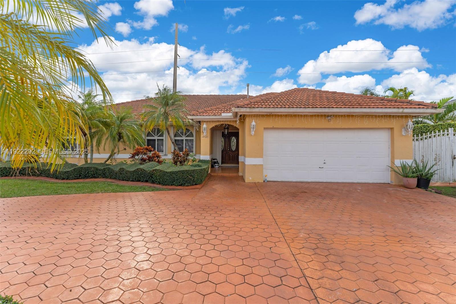 a front view of house with yard