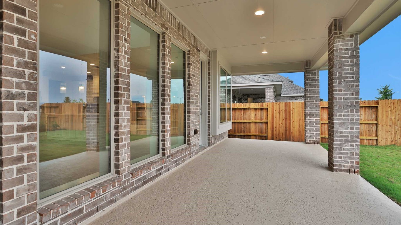 6539 Sparkling Citrus Street Manvel, TX 77578 - Photo 17 of 21 a view of balcony