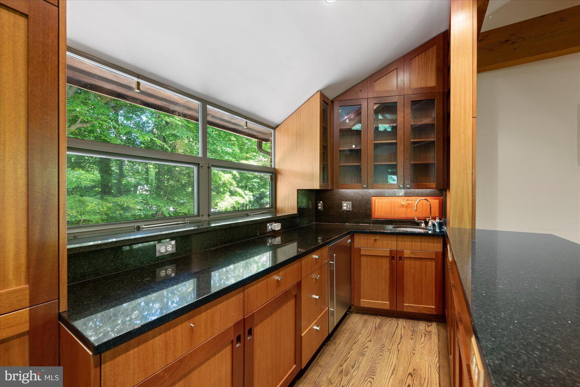 7575 Potomac Fall Road McLean, VA 22102 - Photo 21 of 61