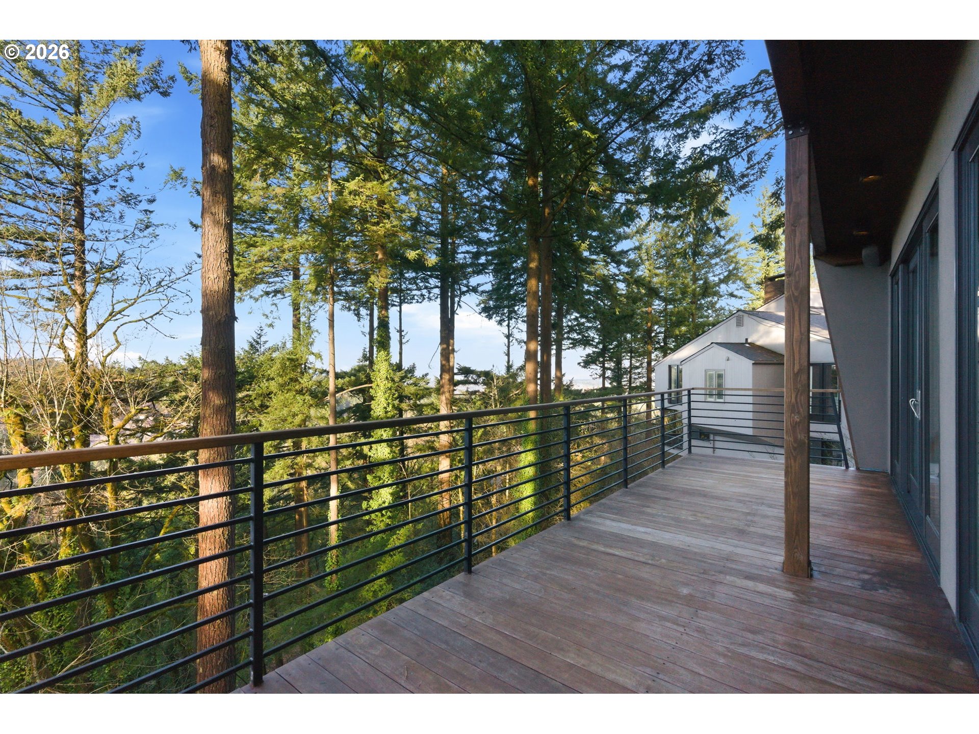 4183 Southwest Greenleaf Drive Portland, OR 97221 - Photo 19 of 48