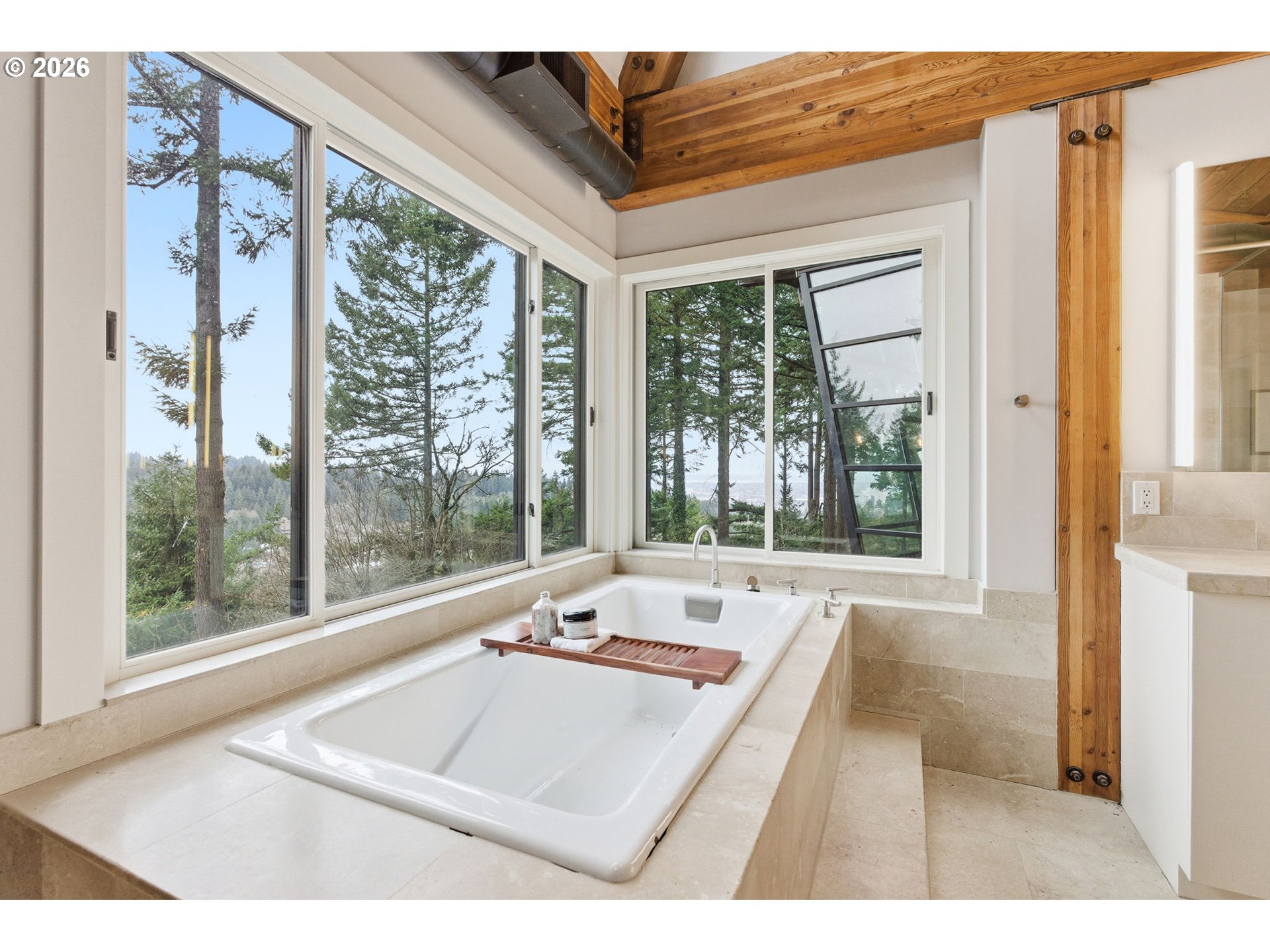 4183 Southwest Greenleaf Drive Portland, OR 97221 - Photo 34 of 48