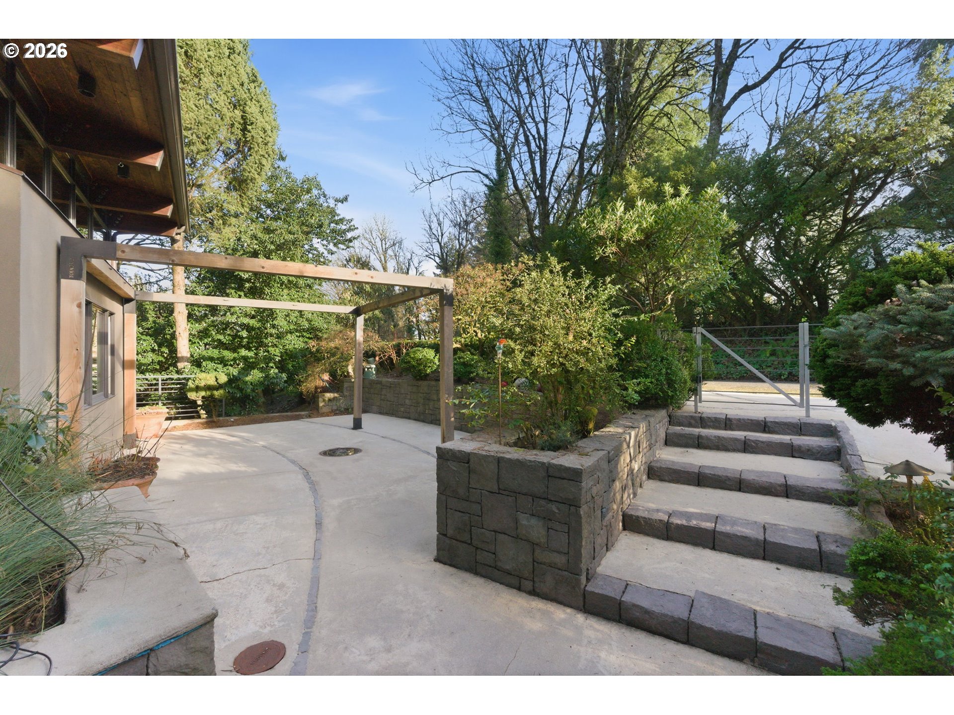 4183 Southwest Greenleaf Drive Portland, OR 97221 - Photo 9 of 48