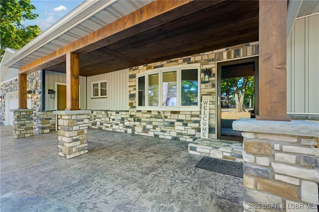 $514,500 | 49 Estates Circle, Camdenton, MO 65020