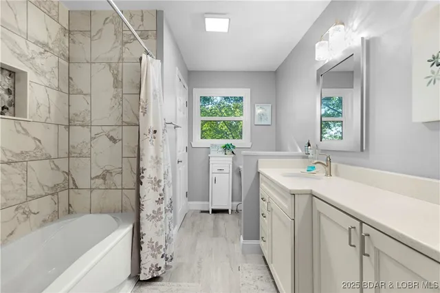 $514,500 | 49 Estates Circle, Camdenton, MO 65020