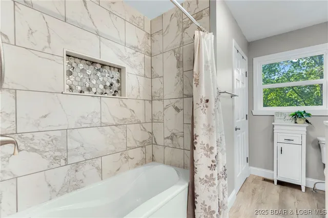 $514,500 | 49 Estates Circle, Camdenton, MO 65020