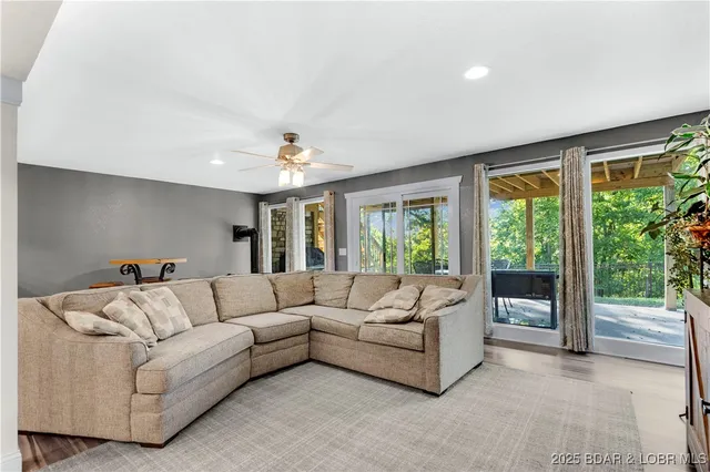 $514,500 | 49 Estates Circle, Camdenton, MO 65020