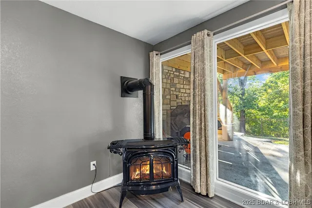 $514,500 | 49 Estates Circle, Camdenton, MO 65020