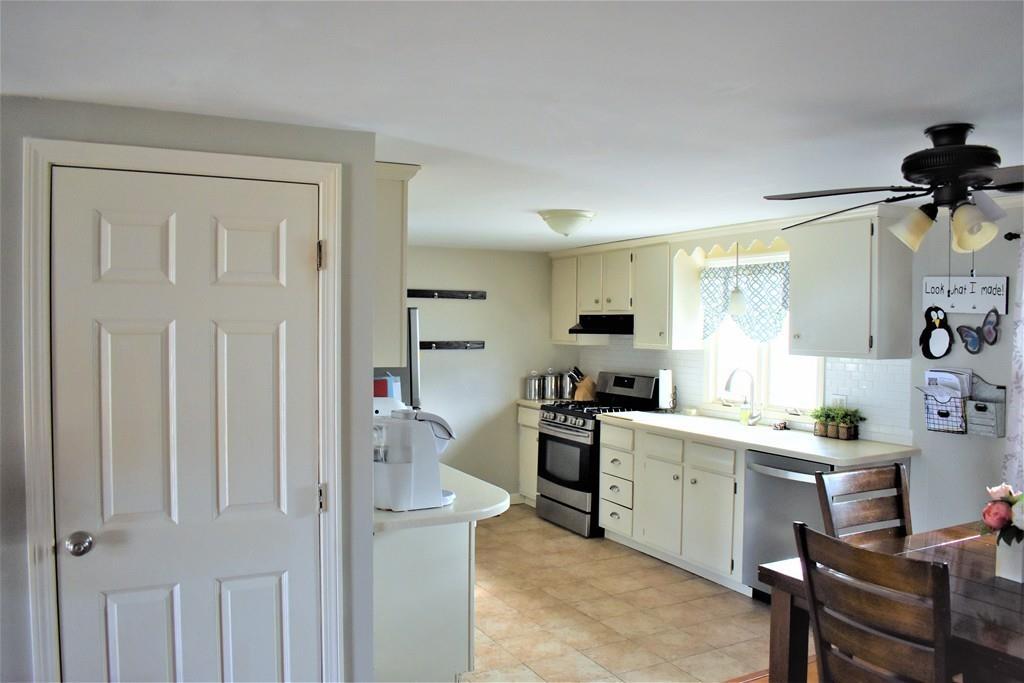 75 Riley Avenue Somerset, MA 02726 - Photo 5 of 33