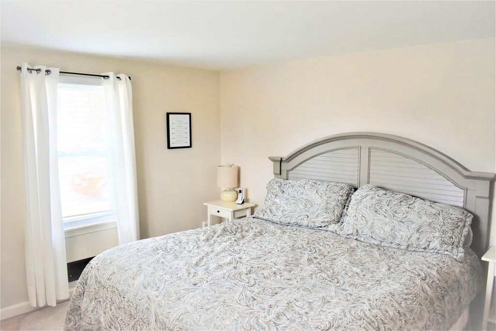75 Riley Avenue Somerset, MA 02726 - Photo 10 of 33
