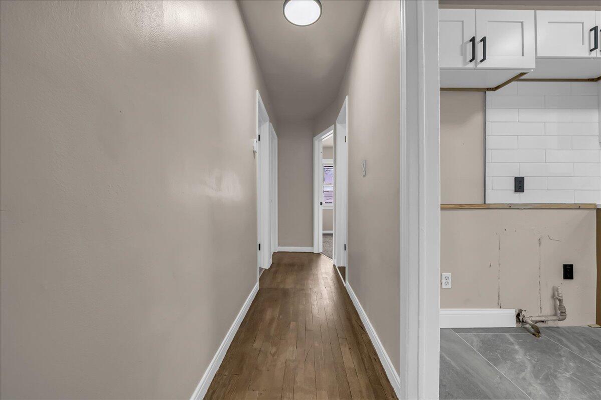 20285 Glastonbury Road Detroit, MI 48219 - Photo 11 of 26 11-20285 Glastonbury Rd-11