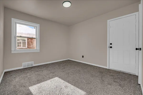 $1,450 | 20285 Glastonbury Road, Detroit, MI 48219