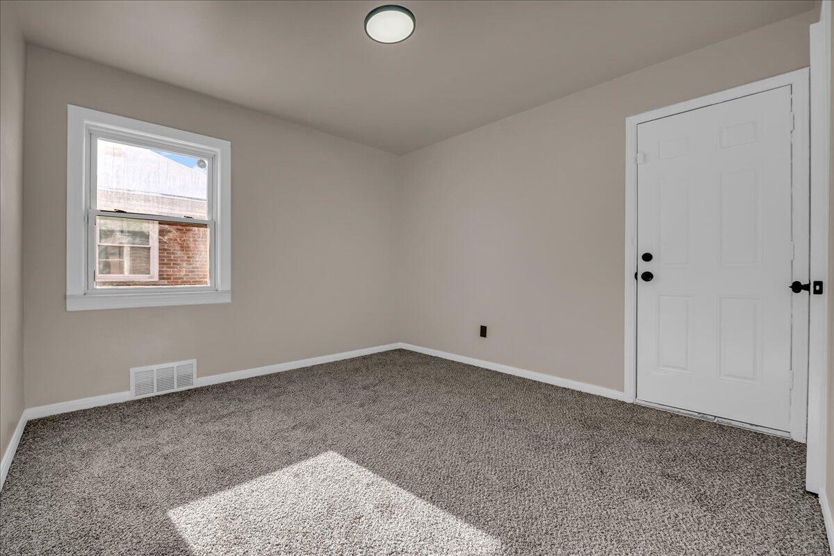 20285 Glastonbury Road Detroit, MI 48219 - Photo 15 of 26 15-20285 Glastonbury Rd-15