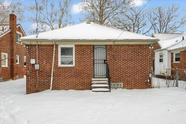 $1,450 | 20285 Glastonbury Road, Detroit, MI 48219