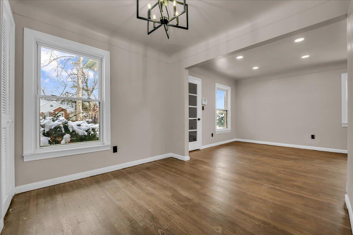 20285 Glastonbury Road Detroit, MI 48219 - Photo 7 of 26 07-20285 Glastonbury Rd-7