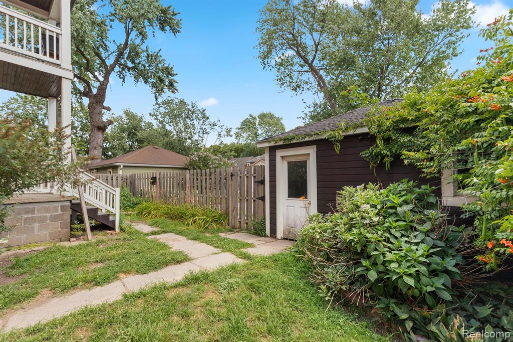 739 Delaware Street Detroit, MI 48202 - Photo 47 of 70
