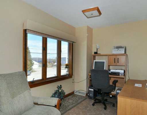 1345 Anthony Road Portsmouth, RI 02871 - Photo 7 of 12 Studio/Study/Office.