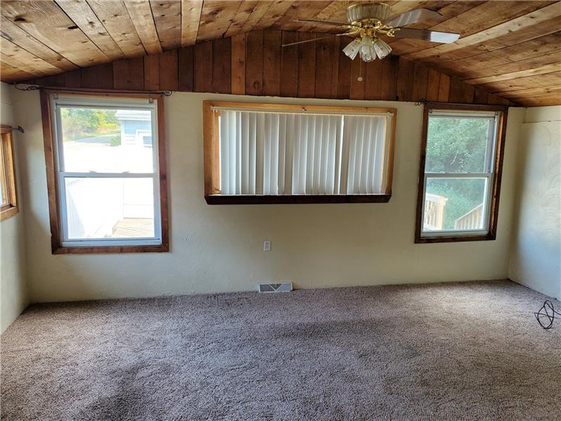 662 Joffre Bulger Road Bulger, PA 15019 - Photo 11 of 14