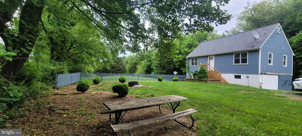 $2,400 | 4402 Mountain Laurel Lane, Marshall, VA 20115