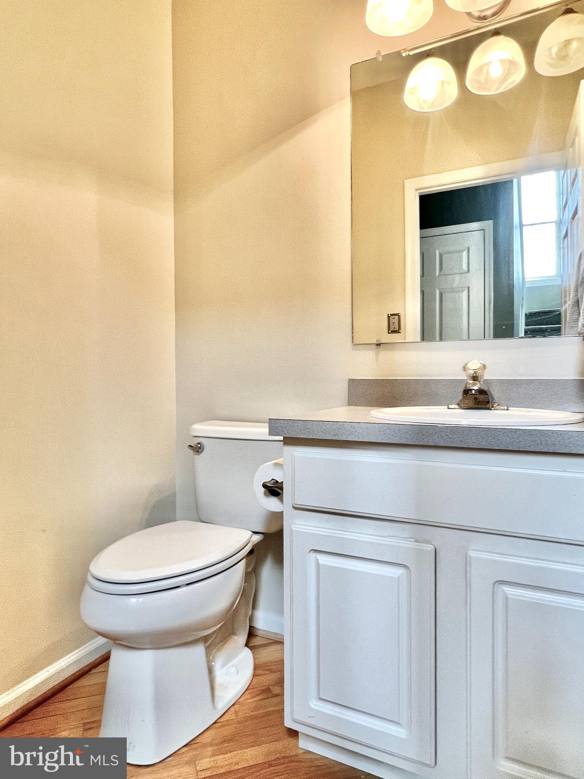 104 Threadleaf Terrace Burlington, NJ 08016 - Photo 12 of 28 1st floor powder room